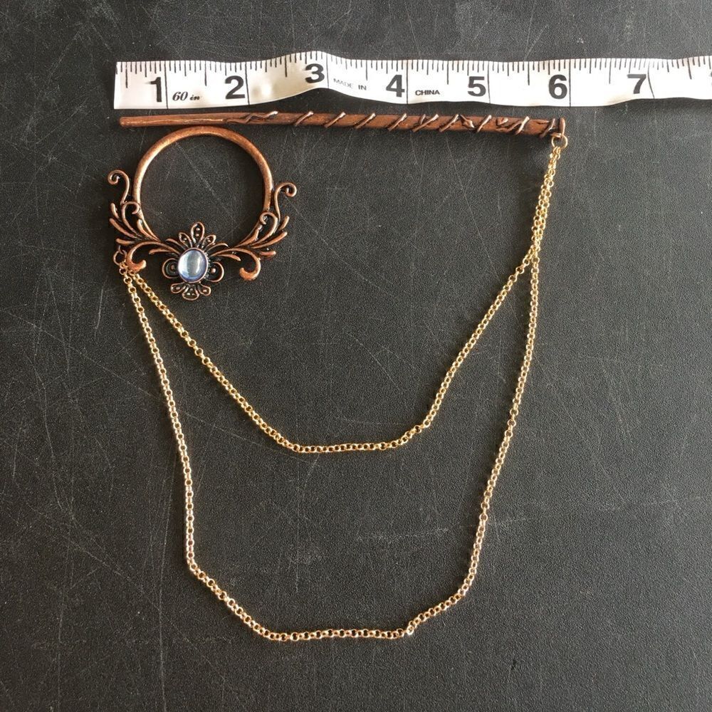 Vintage Inspired Hair Accessory with decorative chain and Faux Stone, Fa… - Picture 2 of 2